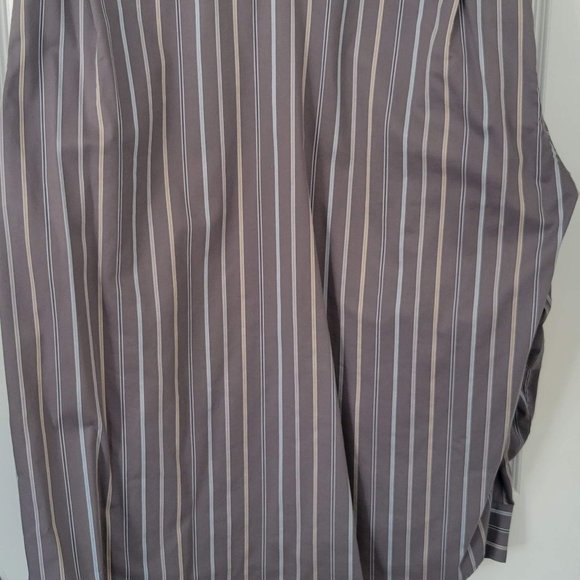 HAGGAR, Men's Dress Shirt, XXL, Grey with stripes - Picture 2 of 3